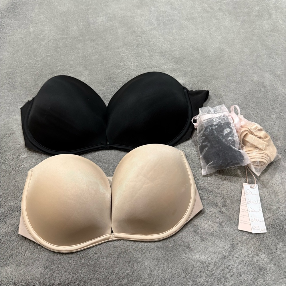Seamless Black and Cream Molded Cup Bras